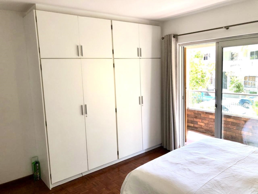 2 Bedroom Property for Sale in Sea Point Western Cape